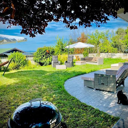 Dharma Horse Shelter Bungalows & Farmping Siofok Exterior photo
